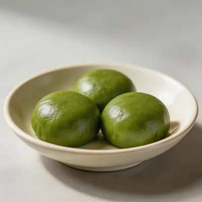 Green Rice Ball — Qing Tuan